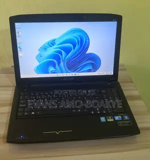 Laptop Medion Akoya P6677 8GB Intel Core I3 HDD 640GB