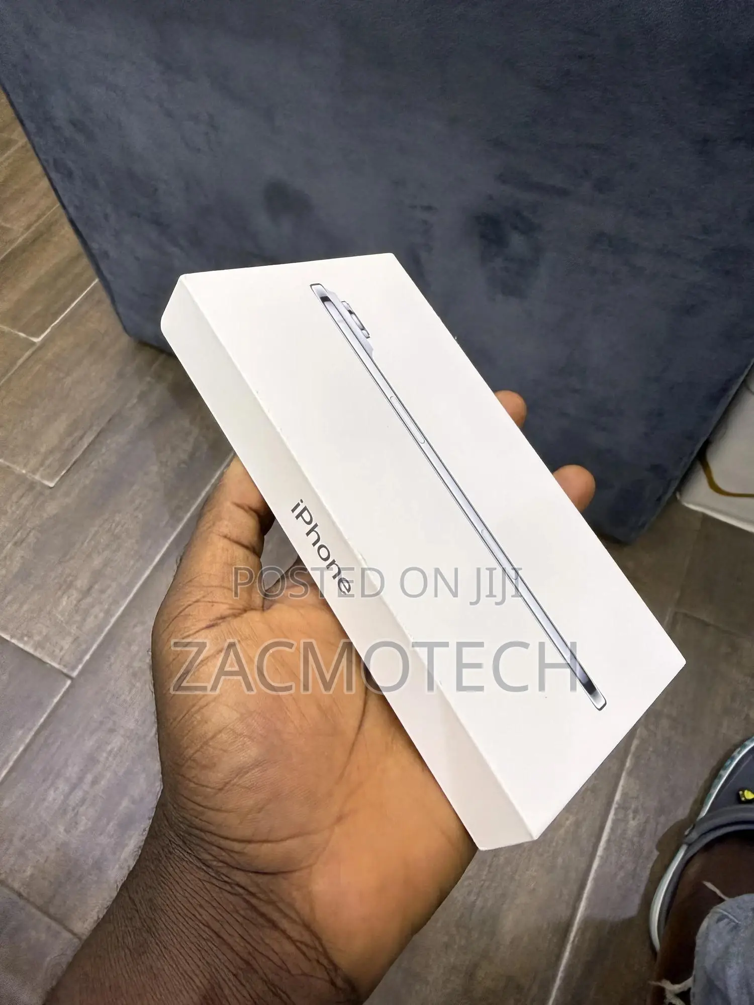 New Apple iPhone Air 256 GB Blue