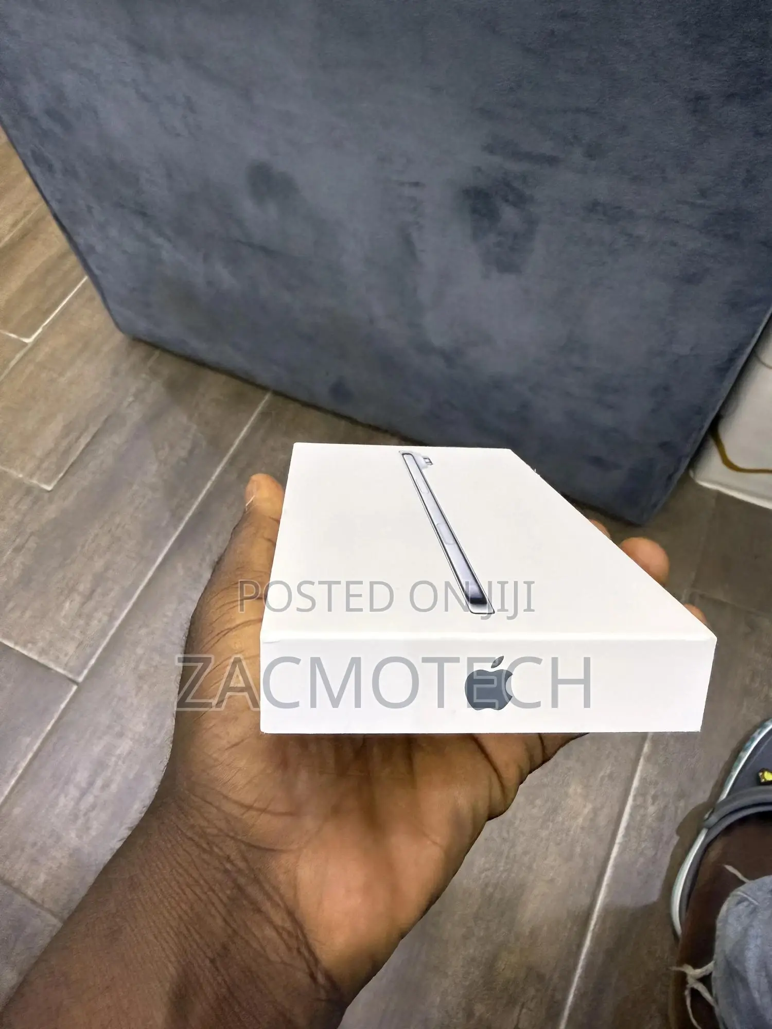 New Apple iPhone Air 256 GB Blue