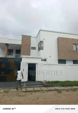 7bdrm House in E A Propeties, Ability for sale