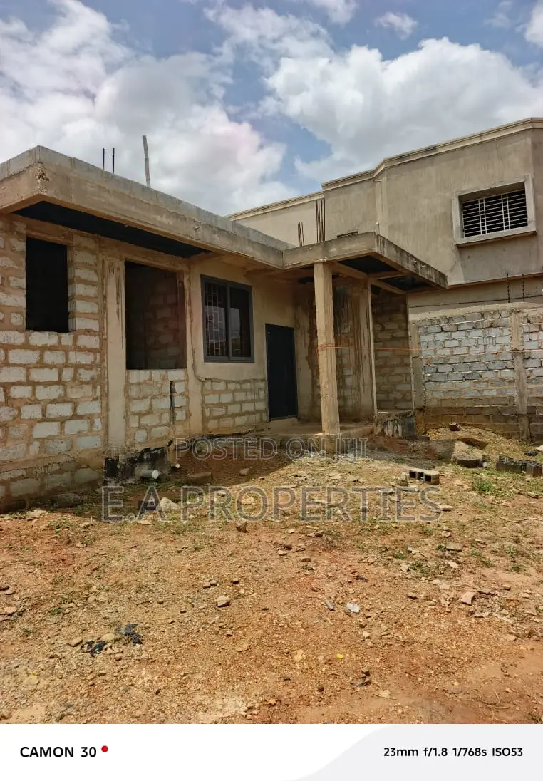 3bdrm House in E A Properties, Malejor for sale