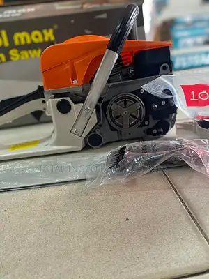Complete Chainsaw With Bar and Chain 18 Inches (2.2horse Power)