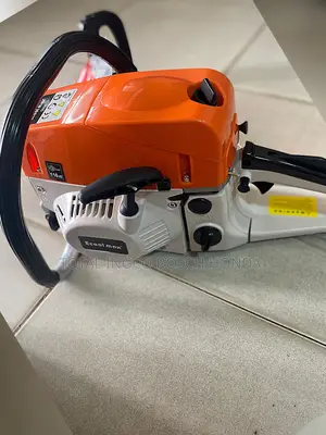 Complete Chainsaw With Bar and Chain 18 Inches (2.2horse Power)