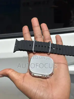 Apple Watch Ultra 2 Natural Titanium