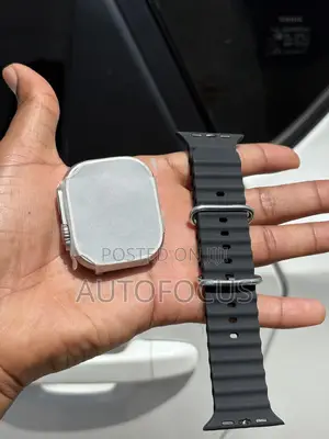 Apple Watch Ultra 2 Natural Titanium