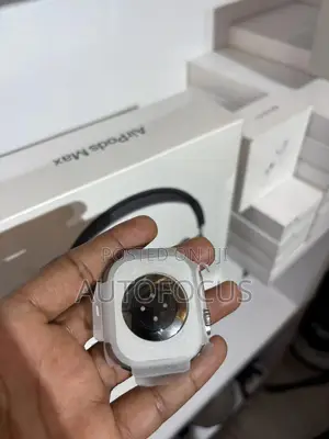 Apple Watch Ultra 2 Natural Titanium