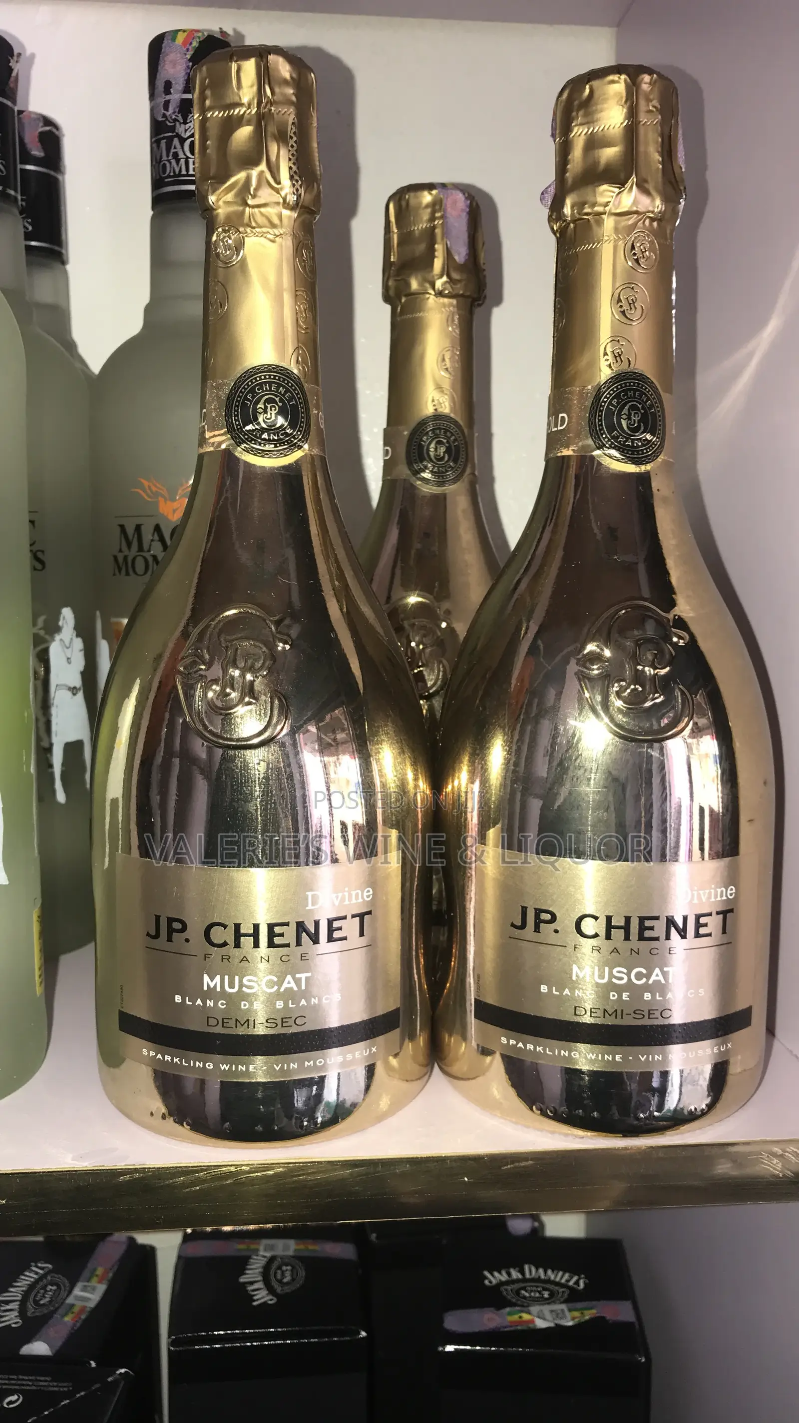 Jp Chenet Divine Gold - France(750ml)