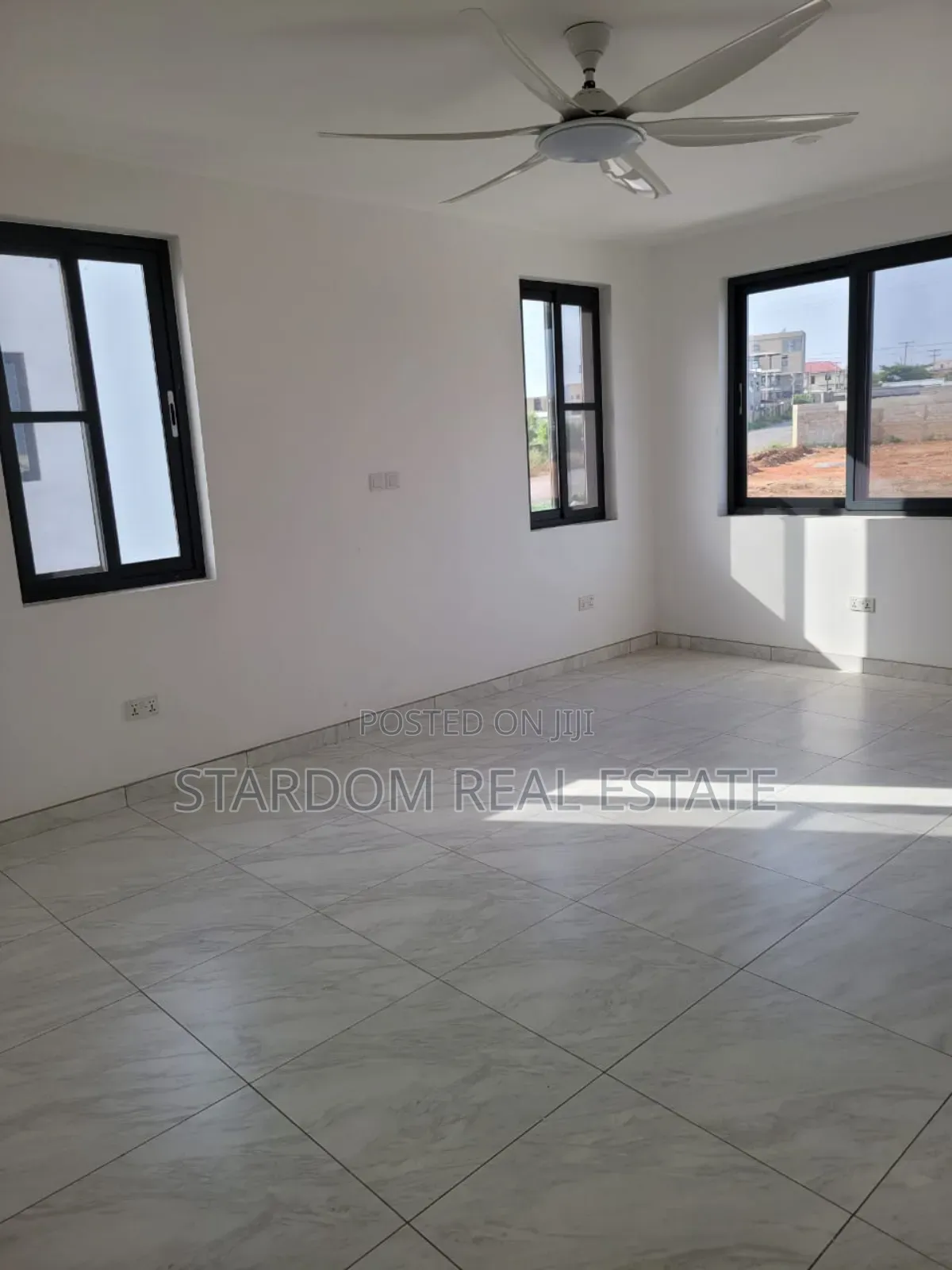 4bdrm Duplex in Burma Hills, Tseaddo for rent