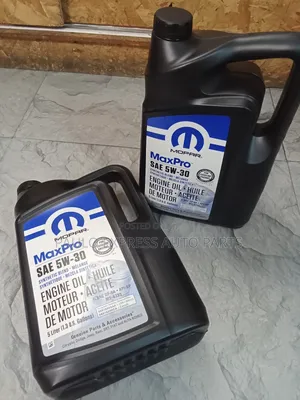 Mopar Maxpro Sae 5w-30 Engine Oil