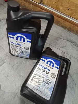 Mopar Maxpro Sae 5w-30 Engine Oil