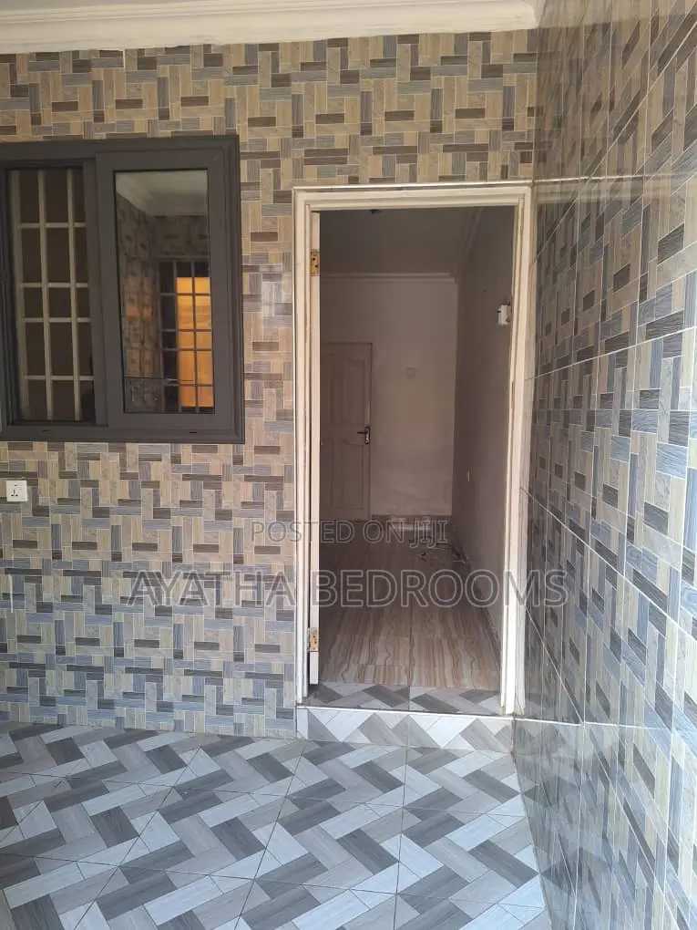 1bdrm Apartment in Modern Properties, Baatsona Total for rent