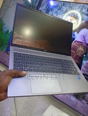 Laptop HP ZBook Firefly G8 16GB Intel Core I7 SSD 512GB