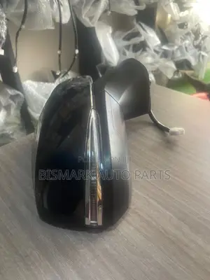 Toyota Rav4 2020 Mirror With Sensor and Light