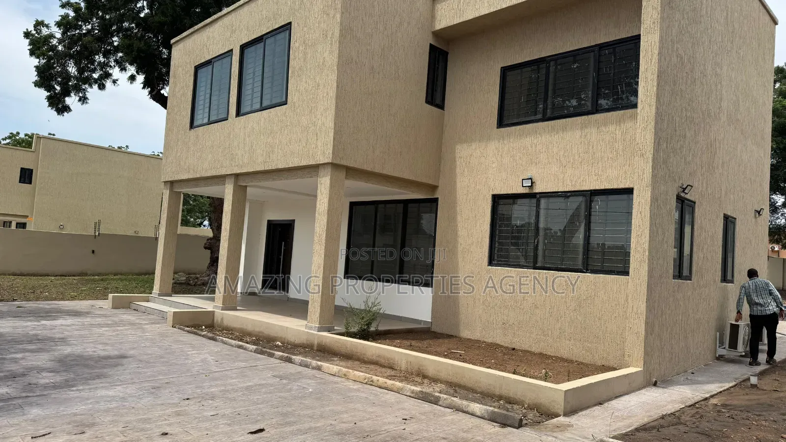 4bdrm House in Cantonments for rent