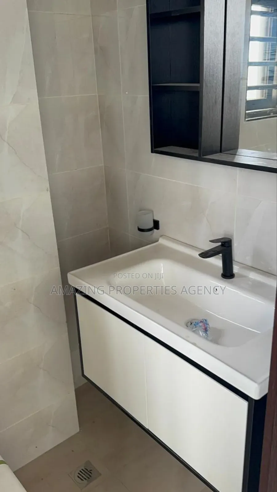 4bdrm House in Cantonments for rent