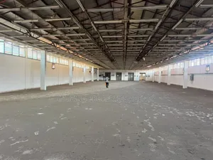 1300sqm Warehouse for Rent at Accra Central