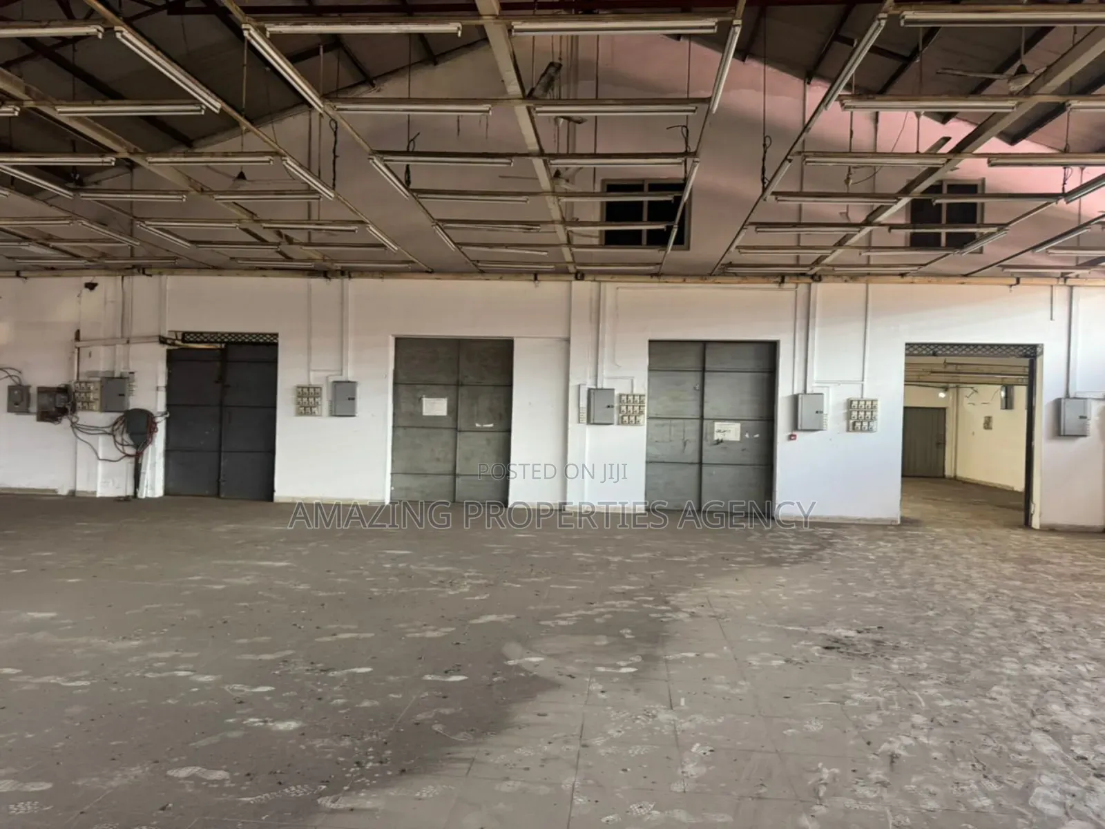 1300sqm Warehouse for Rent at Accra Central