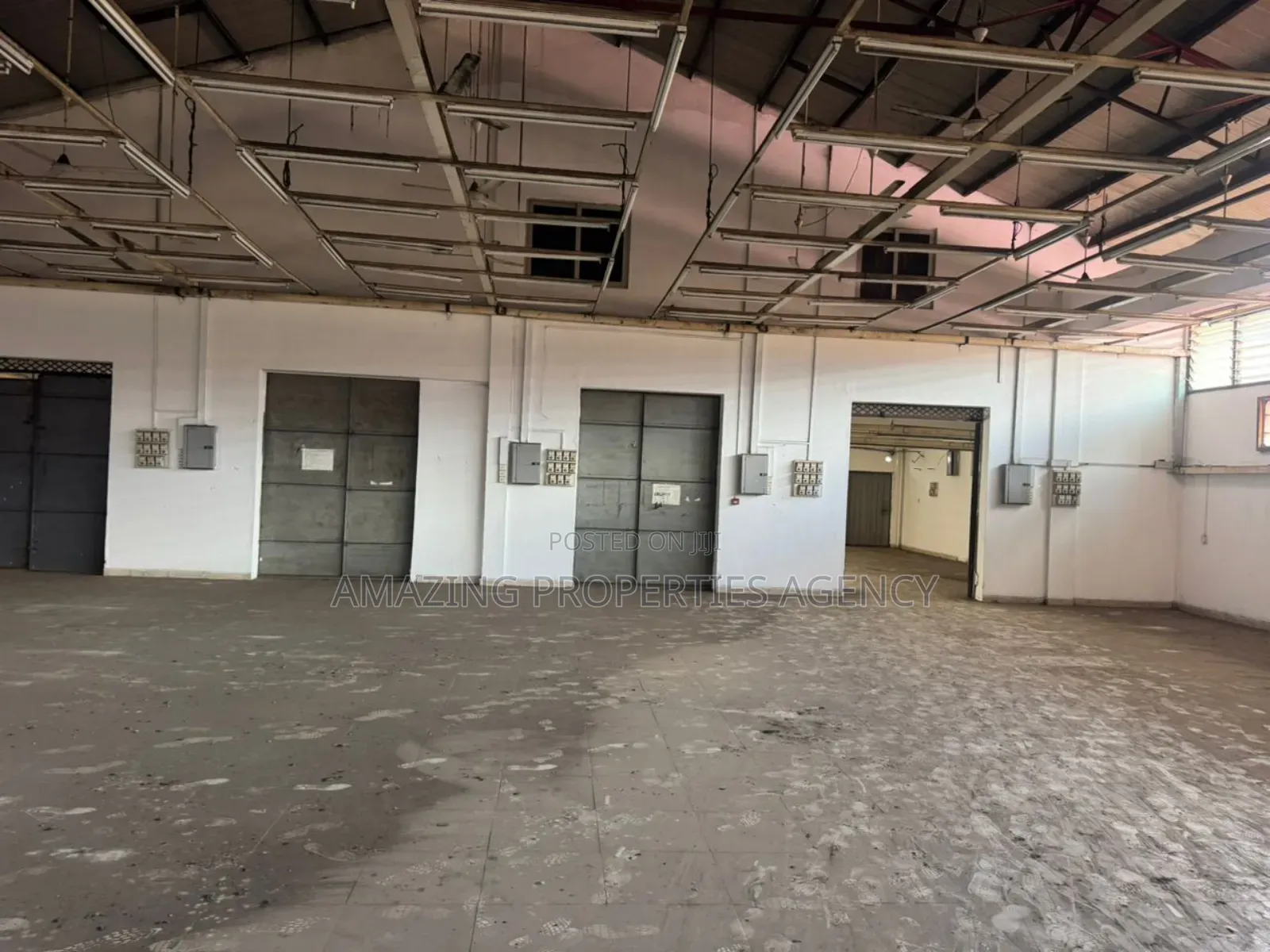 1300sqm Warehouse for Rent at Accra Central