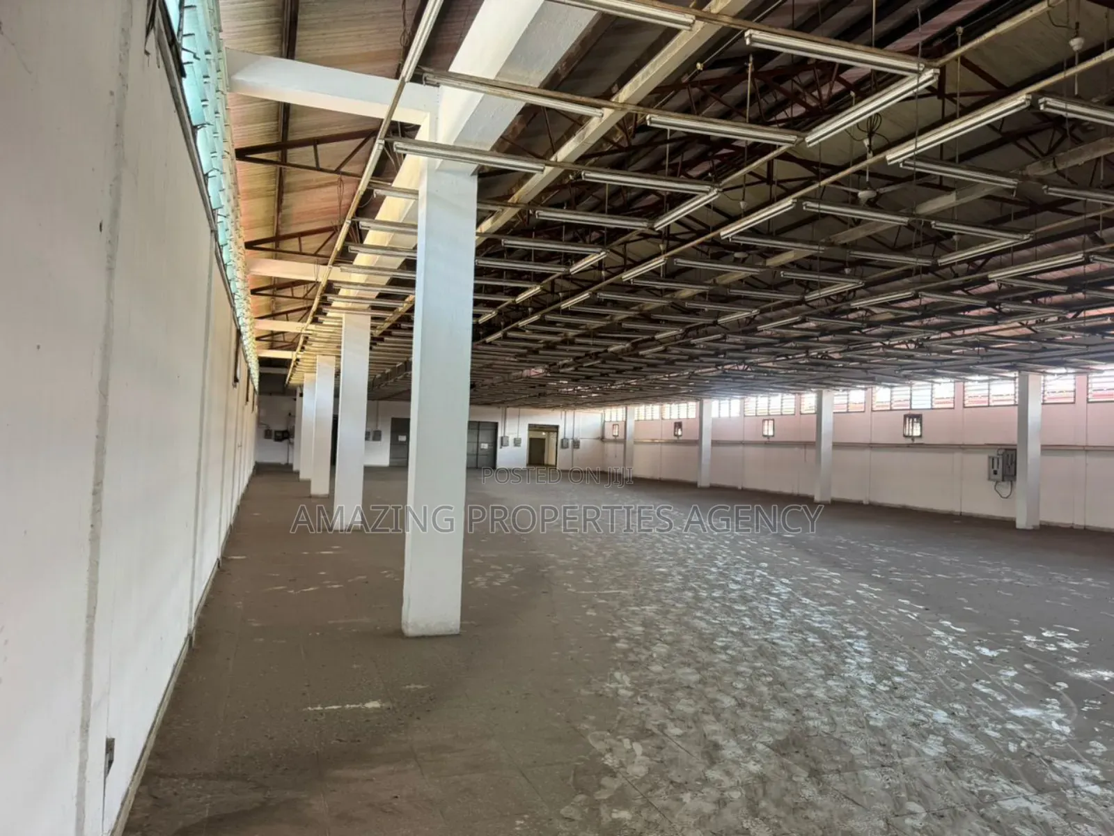 1300sqm Warehouse for Rent at Accra Central