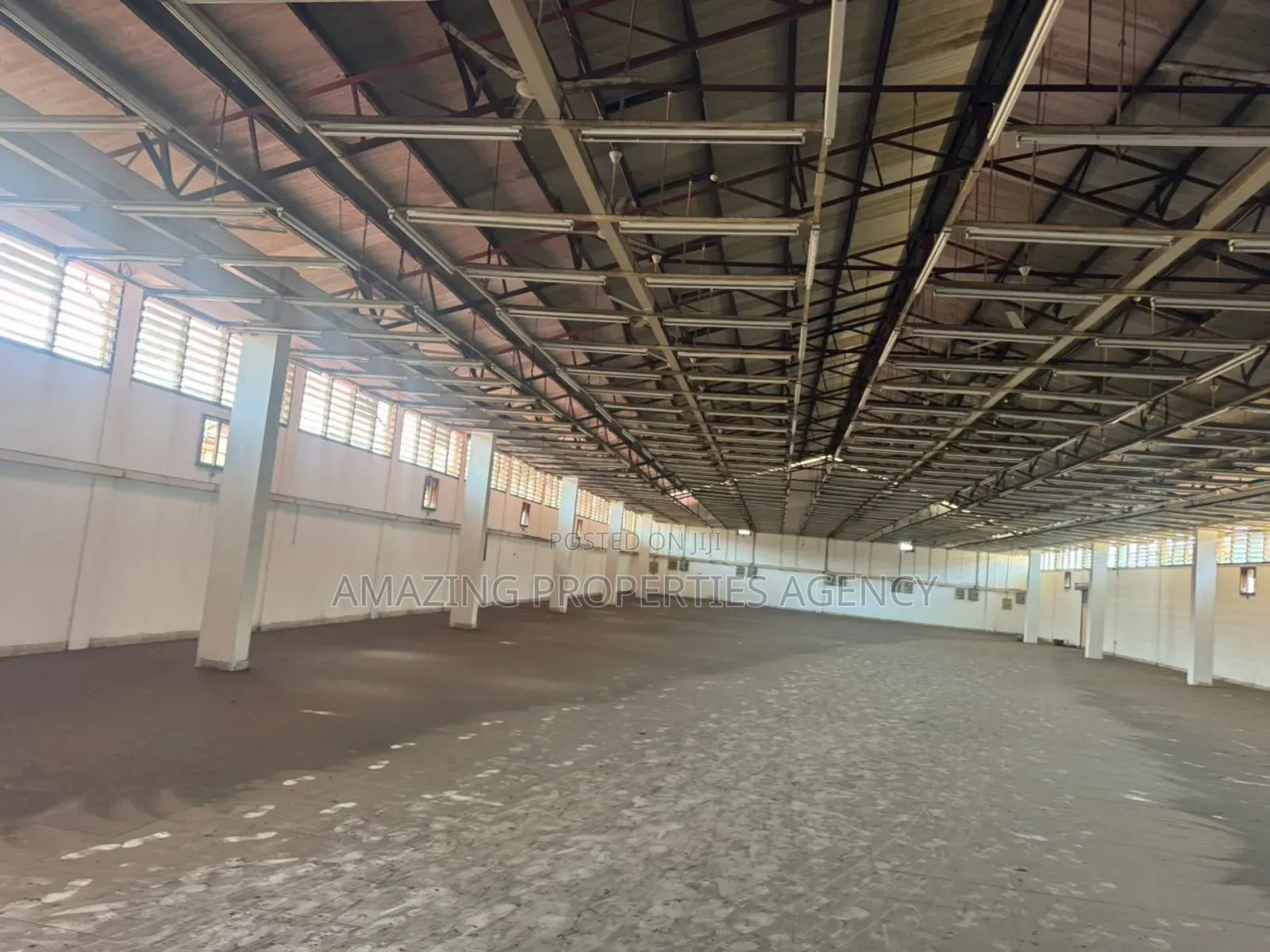 1300sqm Warehouse for Rent at Accra Central