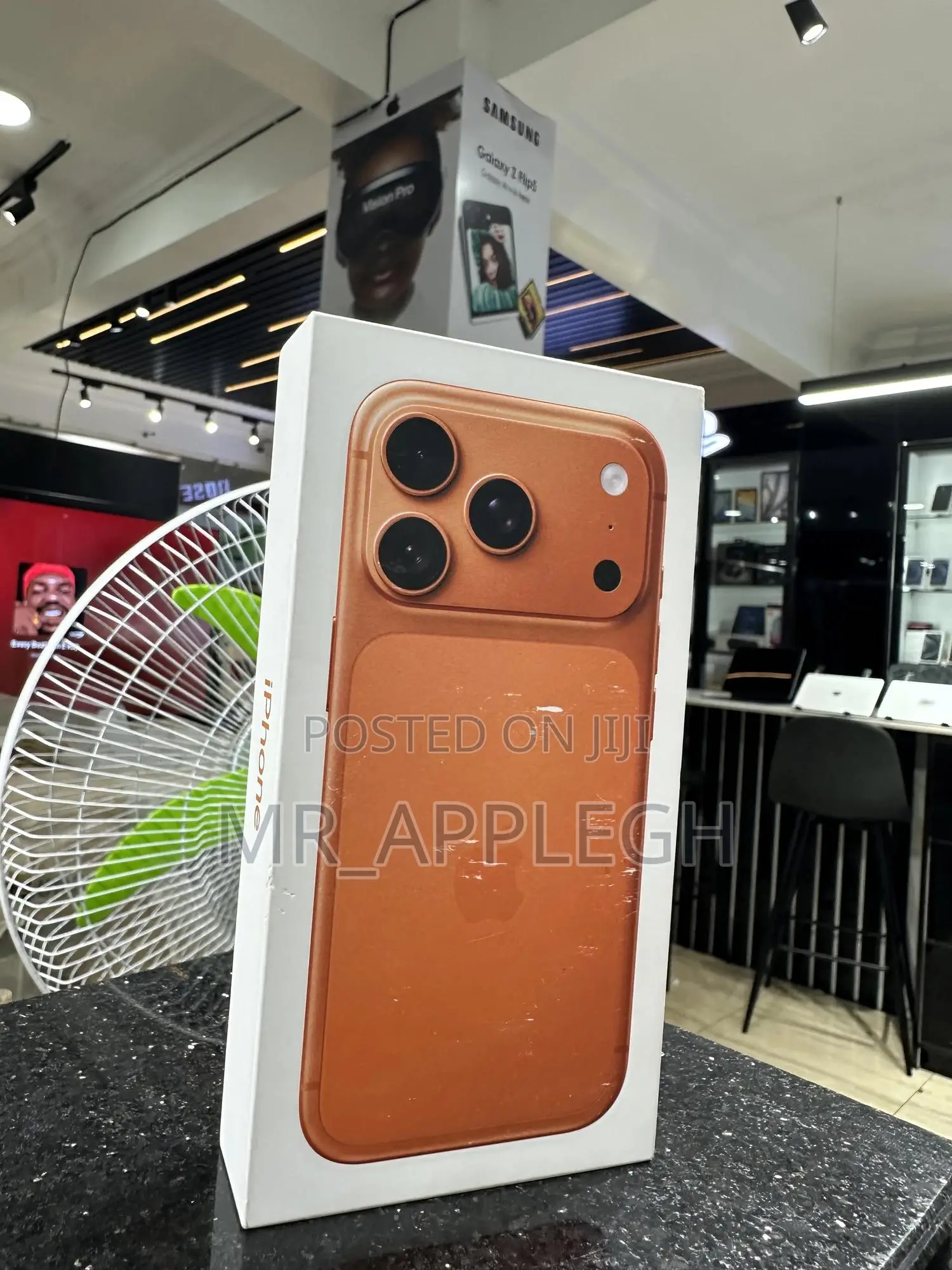 New Apple iPhone 17 Pro 512 GB Orange