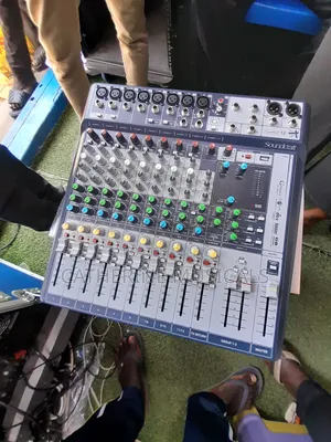 Soundcraft 12 Channel Mixer Console