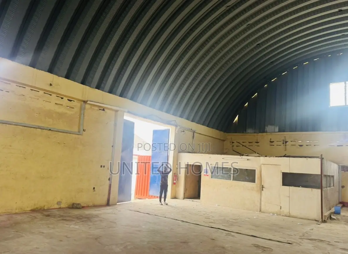 Tantra Hill 400 Square Meters Warehouse for Rent