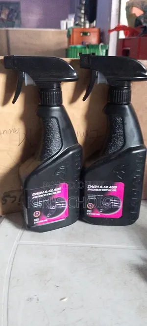 Dash Board Glass Cleaner.