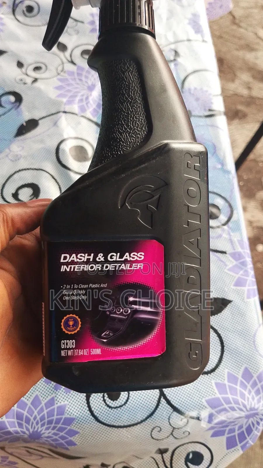Dash Board Glass Cleaner.