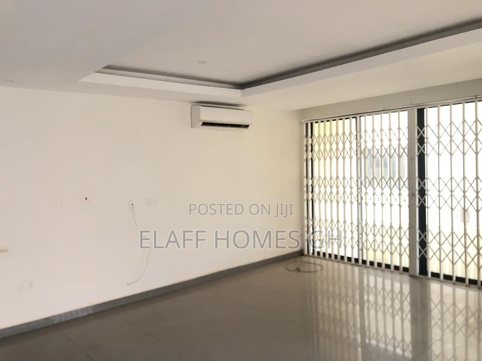 4bdrm Townhouse / Terrace in Elaffhomesgh, East Legon for rent