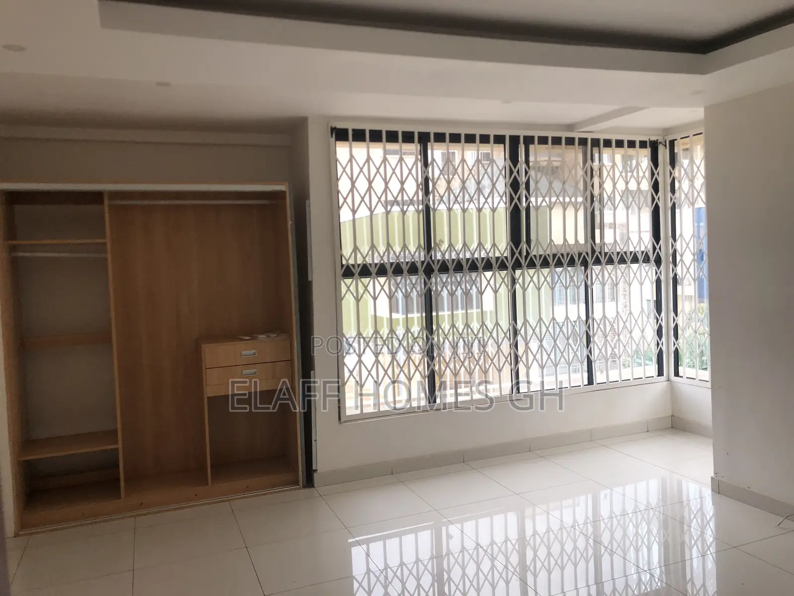4bdrm Townhouse / Terrace in Elaffhomesgh, East Legon for rent