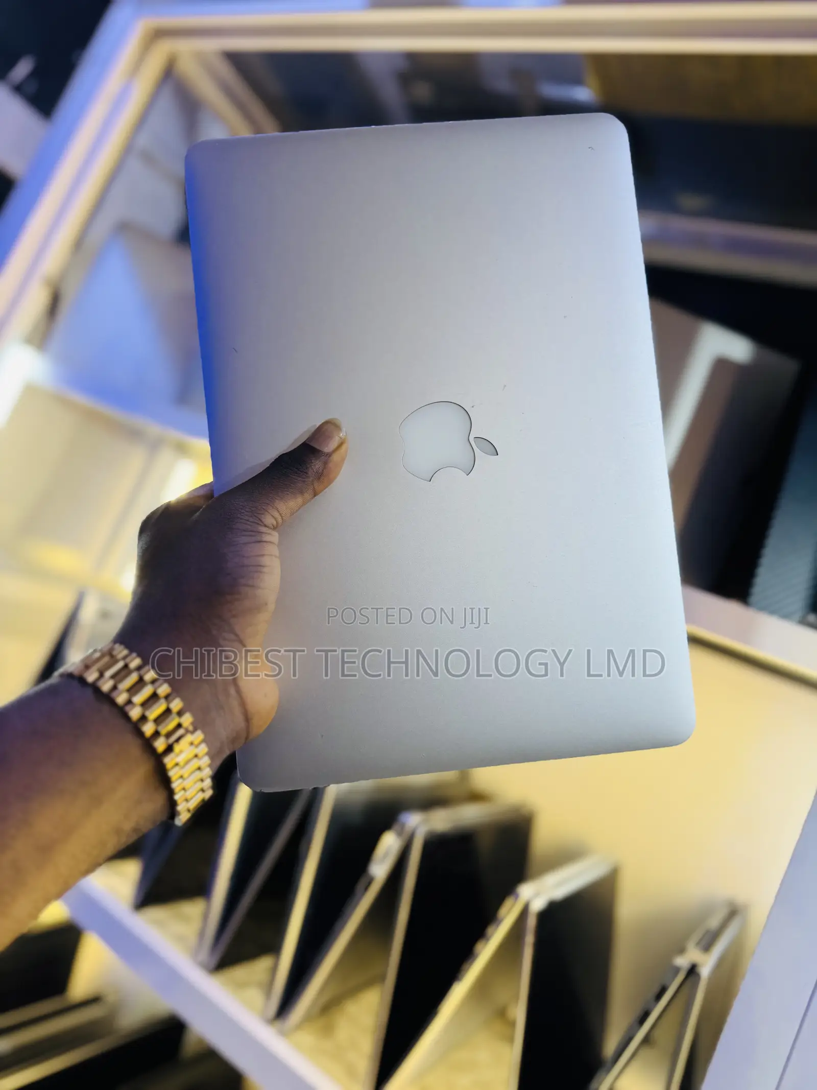 Laptop Apple MacBook Pro 2015 8GB Intel Core i5 SSD 256GB