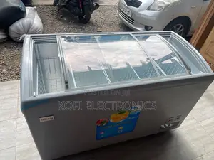 Mega-cool Display Freezer 300l Spacious, Silent