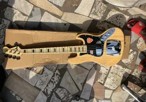 Fender Bass Guitar {Passive}