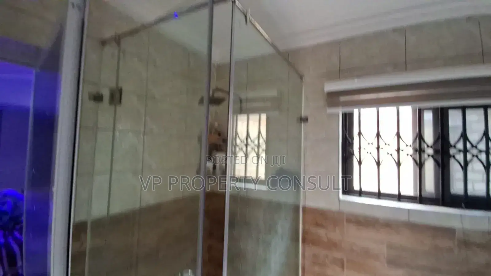 Furnished 6bdrm House in Kumasi Metropolitan for sale