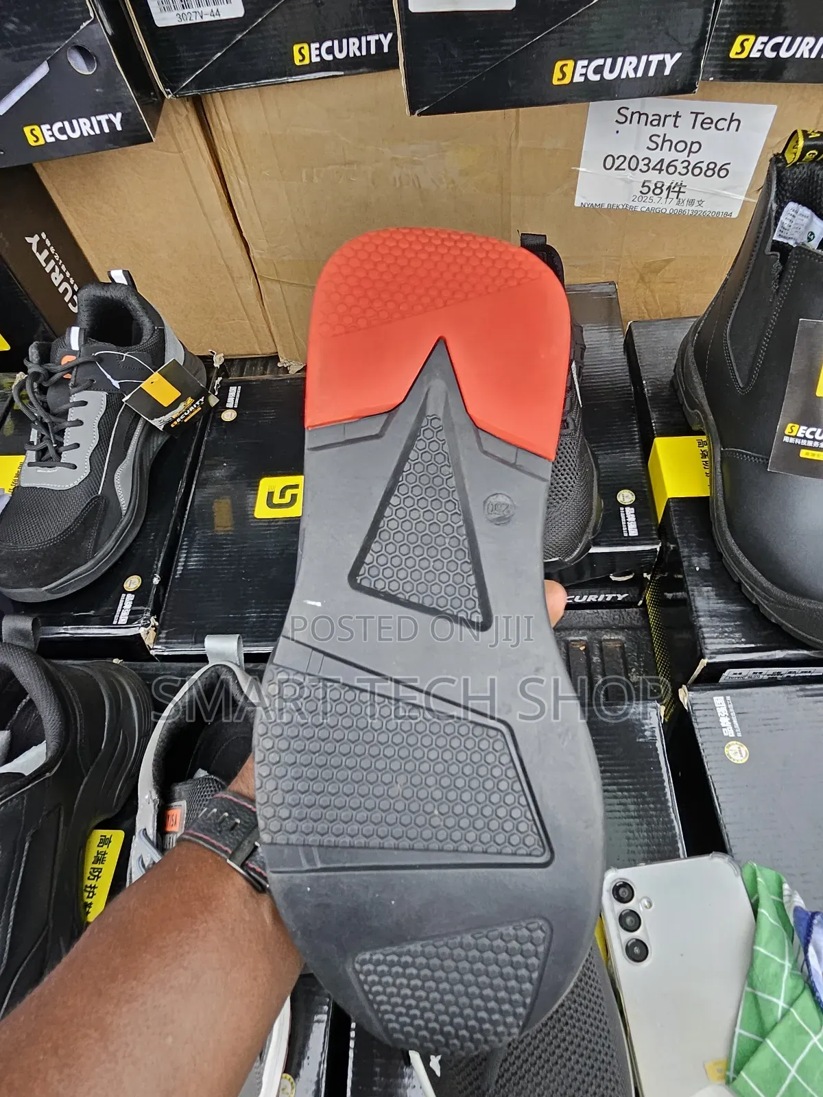Men's Casual Lightweight Breathable With Anti Impact Steel Toe