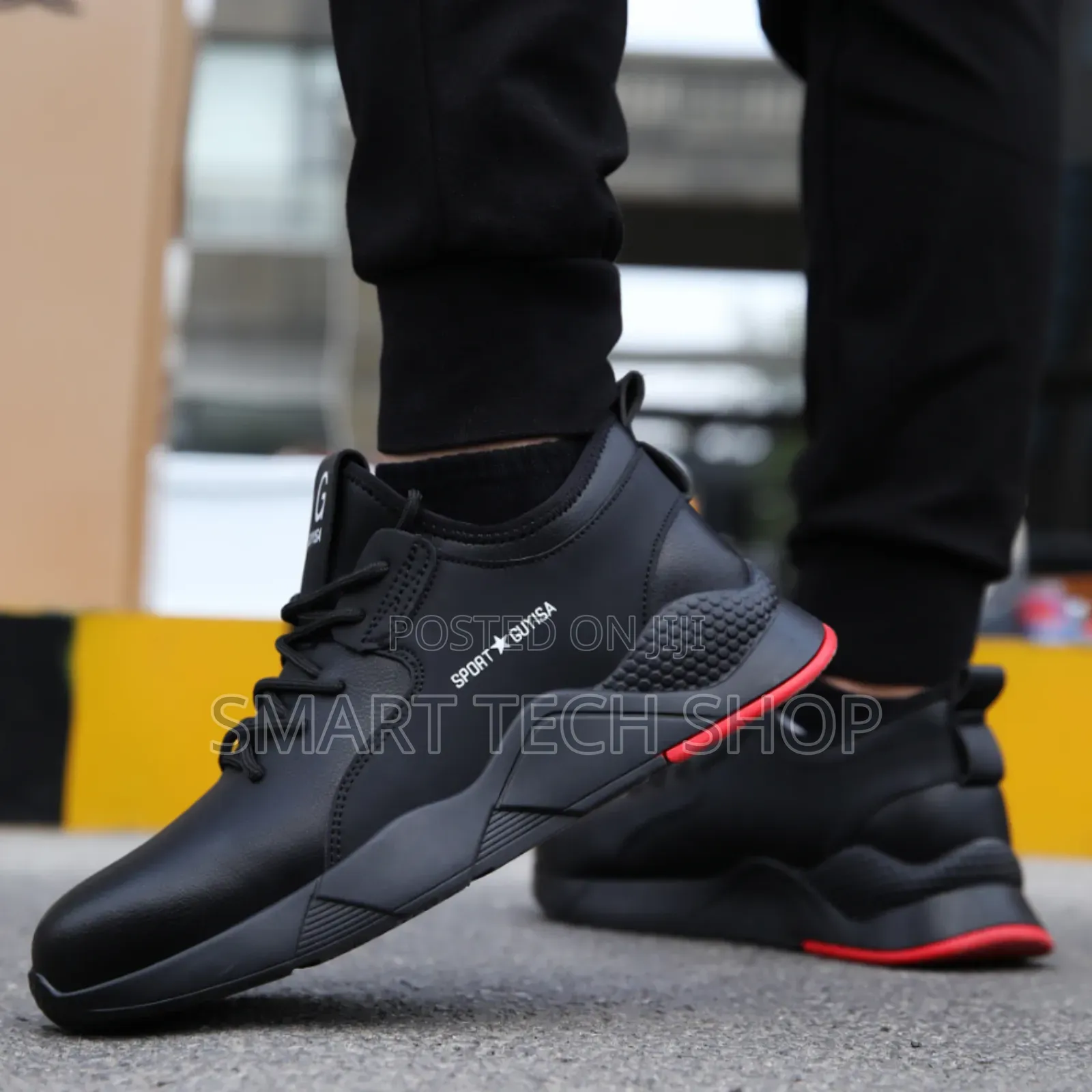 Men's Casual Lightweight Breathable With Anti Impact Steel Toe