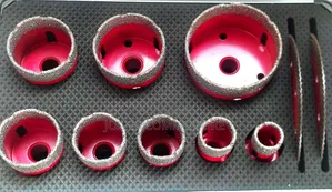 Hole Saw Set With Disc