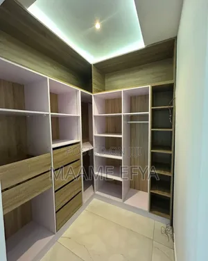 4bdrm Townhouse/Terrace in Spintex for sale