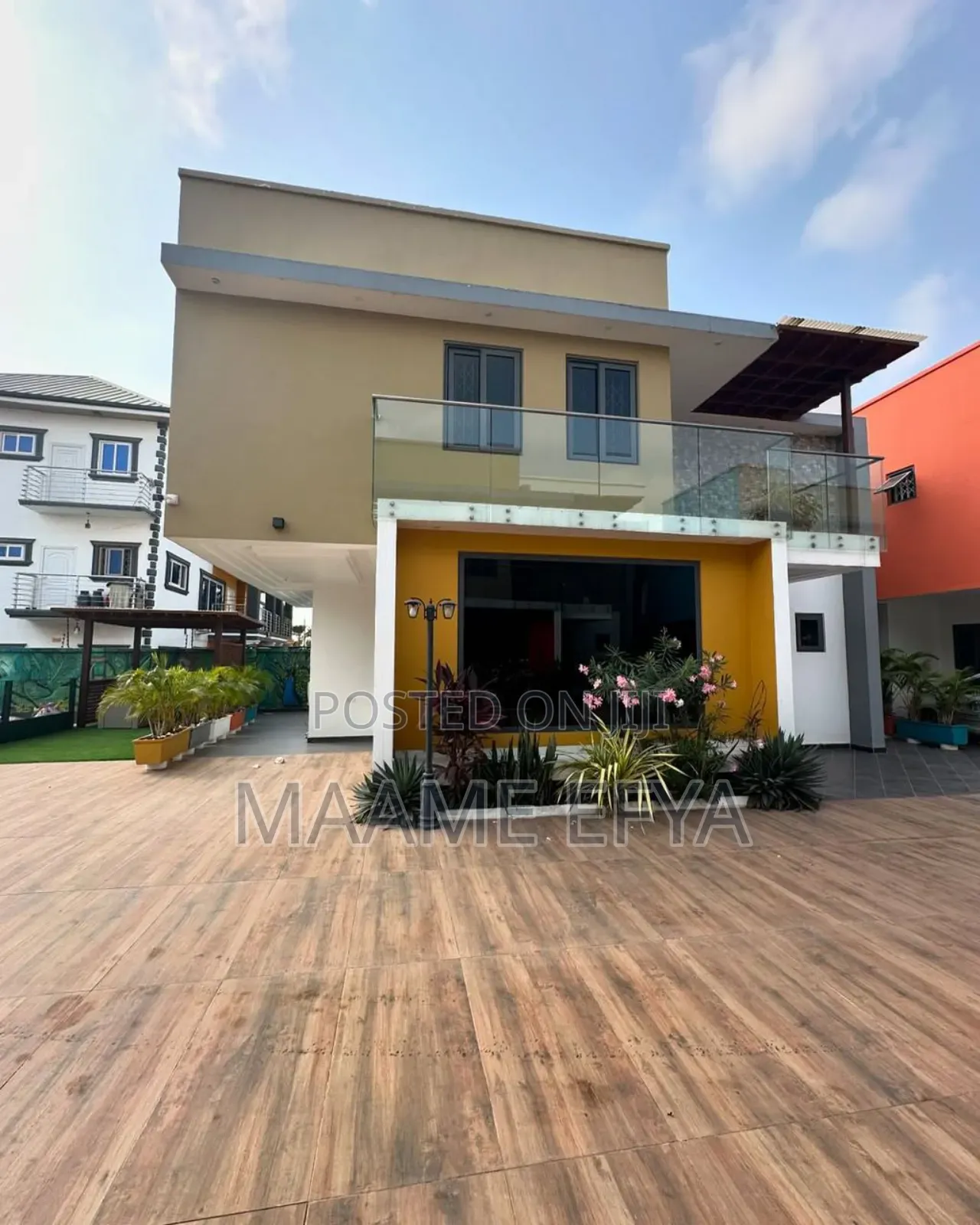 4bdrm Townhouse/Terrace in Spintex for sale