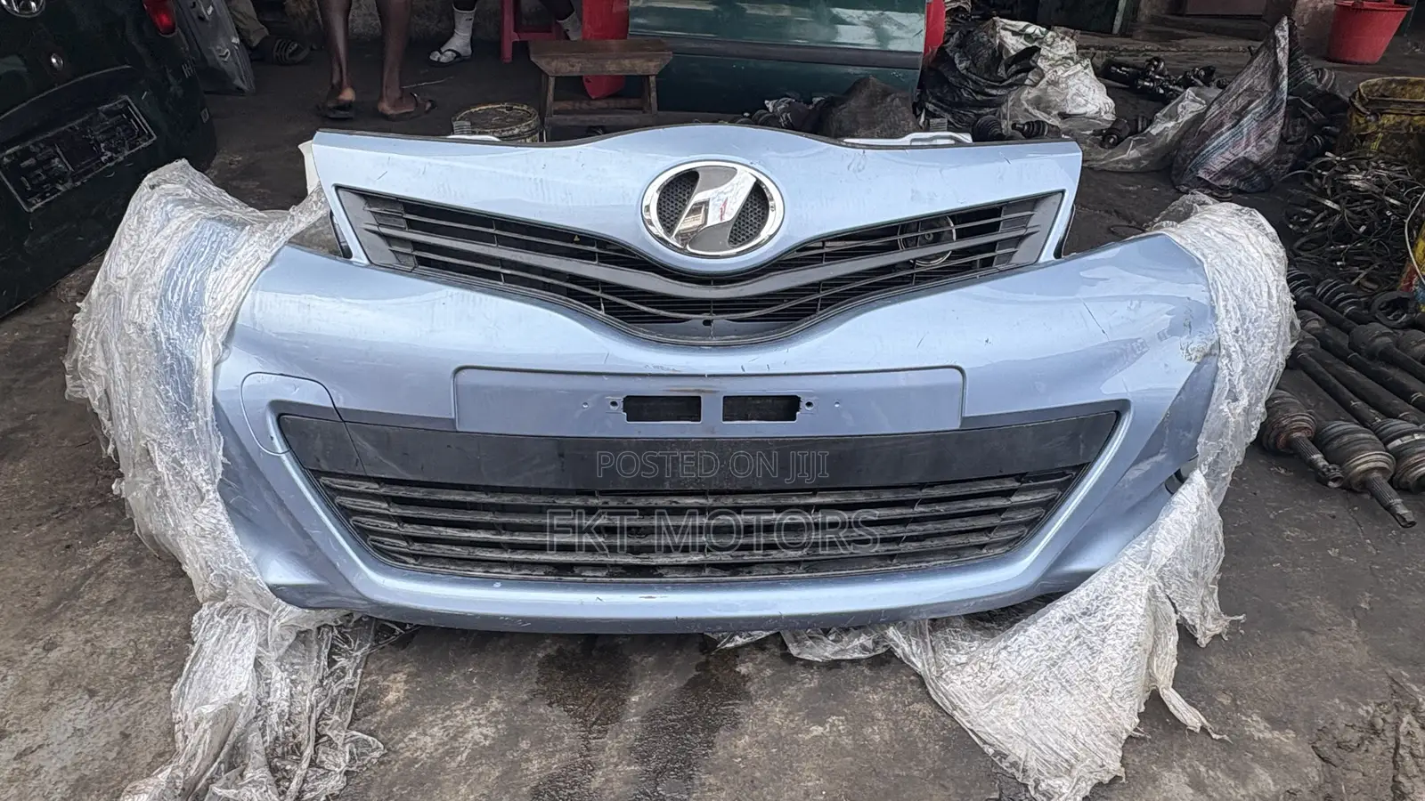 Toyota Vitz Front Cut  2011,2012,2013,2014,2015