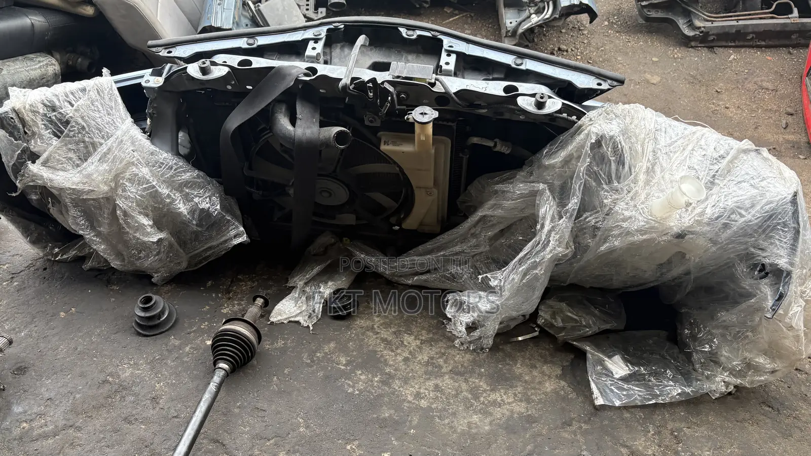 Toyota Vitz Front Cut  2011,2012,2013,2014,2015