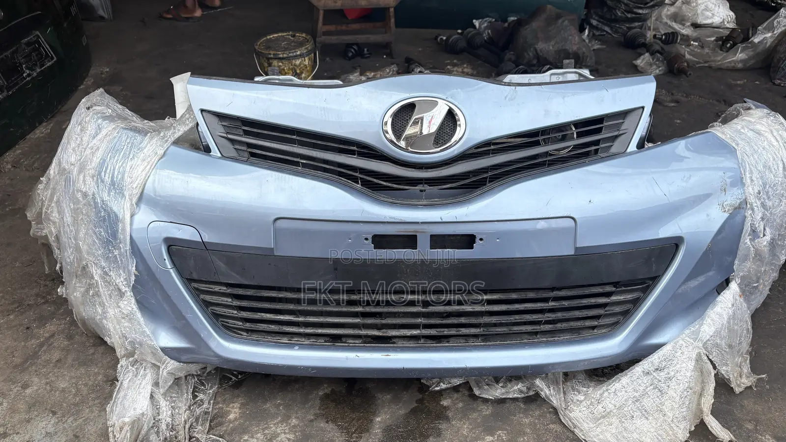 Toyota Vitz Front Cut  2011,2012,2013,2014,2015