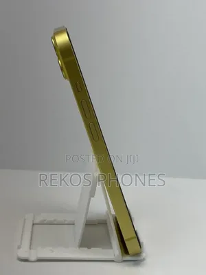 New Apple iPhone 14 128 GB Yellow