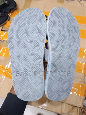 Reef Layback Flip Flops Grey