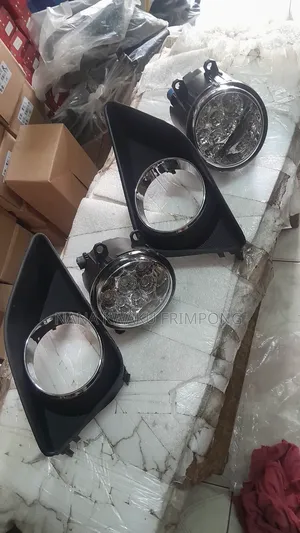 Toyota Corolla 09 Foglight Covers With Led Foglight Available