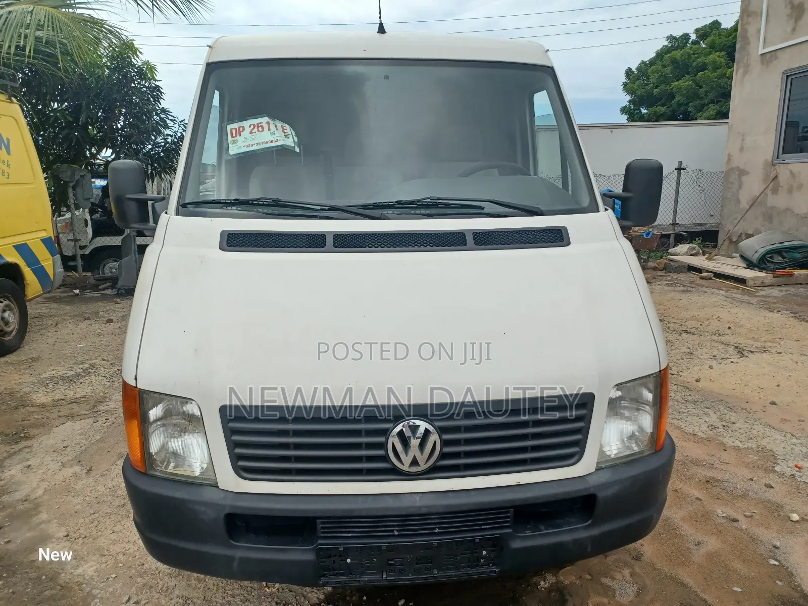 Volkswagen LT 2000 Beige