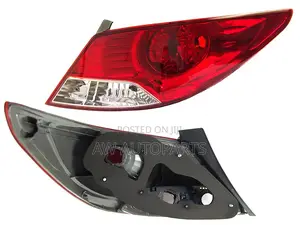 Hyundai Accent 2012- Taillight
