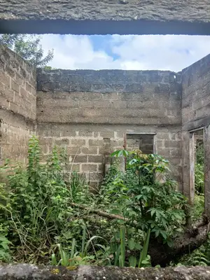 Uncompleted 5 Bedrooms Building