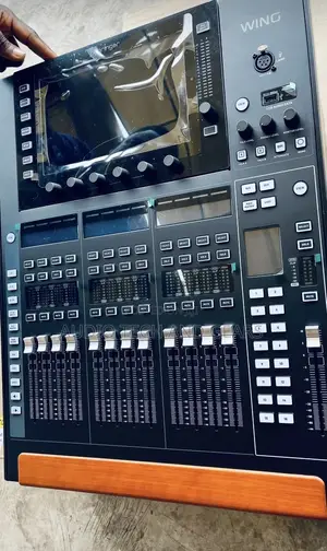 Behringer Wing Compact Digital Mixer